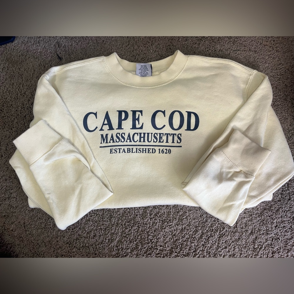 Sweatshirt